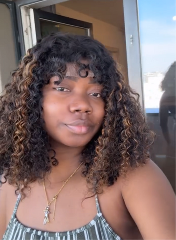 Fringe curly wig