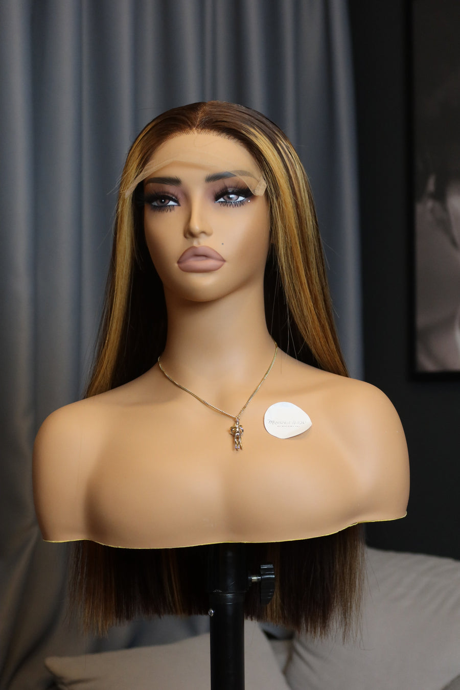 NOELLA