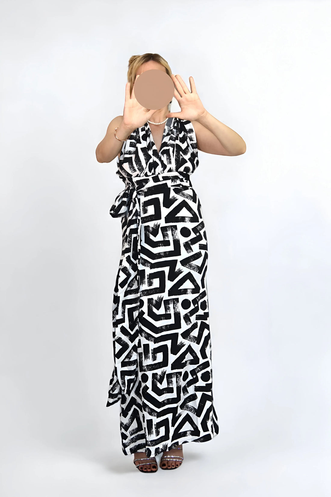 La Robe 10+ Looks – Un Design Géométrique et Polyvalent à L’Infini